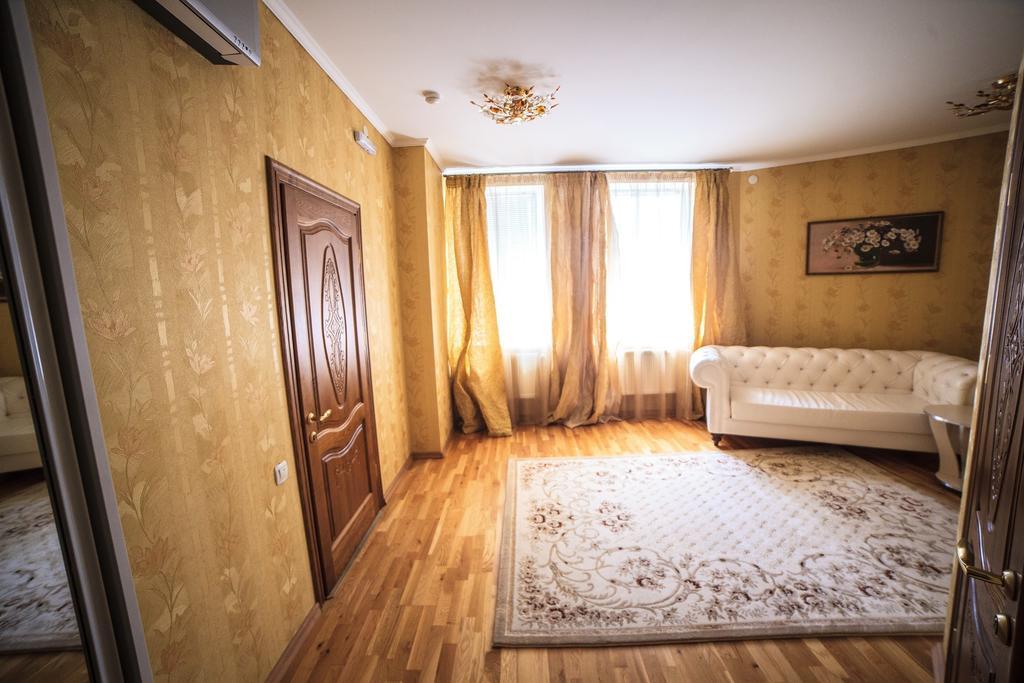 Imperiya Otel Khmelʼnytsʼkyy Oda fotoğraf